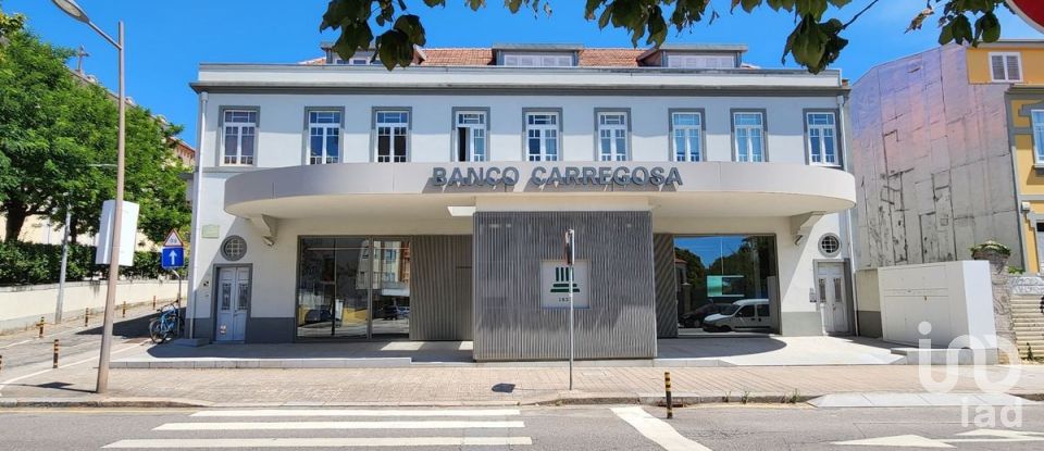 Apartamento T1 em Lordelo Do Ouro E Massarelos de 95 m²