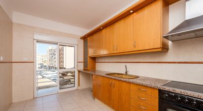 Apartment T2 in Setúbal (São Sebastião) of 78 m²