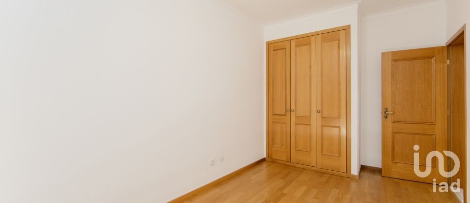 Apartment T2 in Setúbal (São Sebastião) of 78 m²