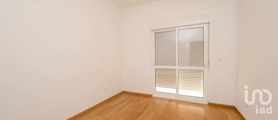 Apartment T2 in Setúbal (São Sebastião) of 78 m²