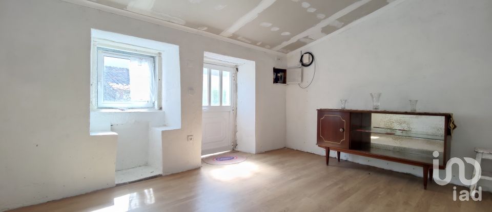 Moradia T2 em Santa Maria, São Pedro E Matacães de 110 m²