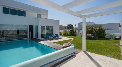 Maison T4 à Ovar, São João, Arada e São Vicente de Pereira Jusã de 198 m²