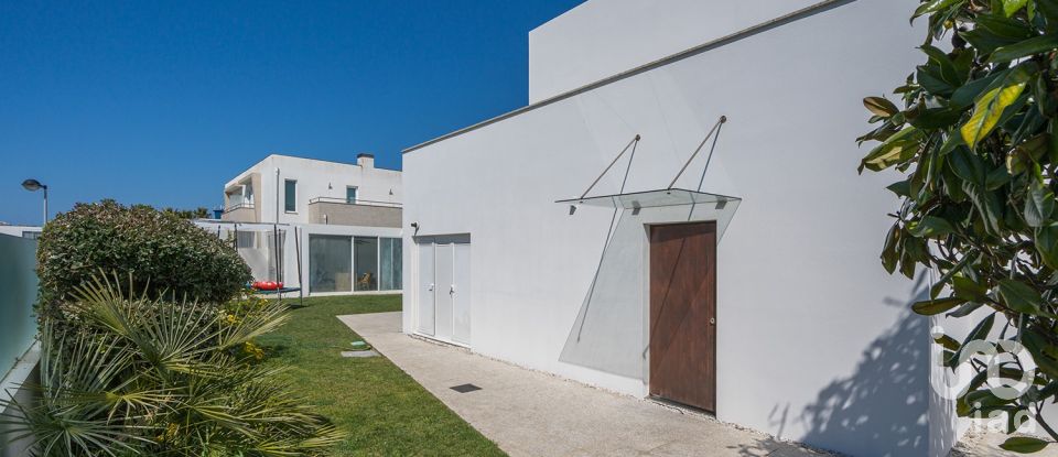 Moradia T4 em Ovar, São João, Arada e São Vicente de Pereira Jusã de 198 m²