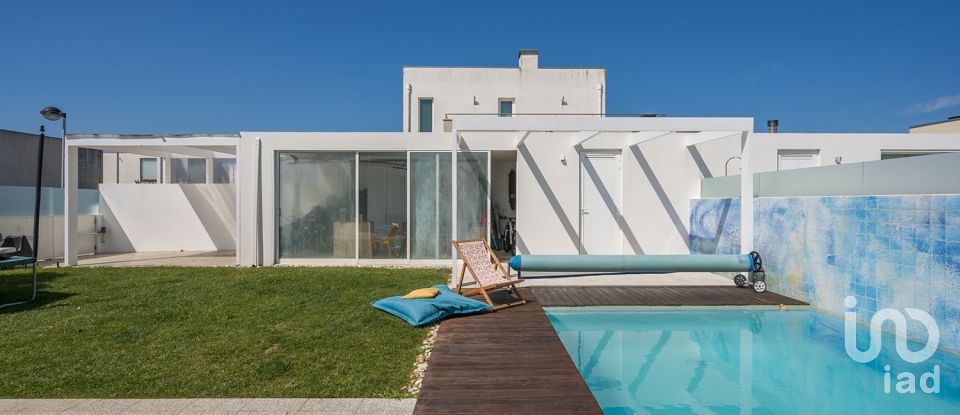 Moradia T4 em Ovar, São João, Arada e São Vicente de Pereira Jusã de 198 m²