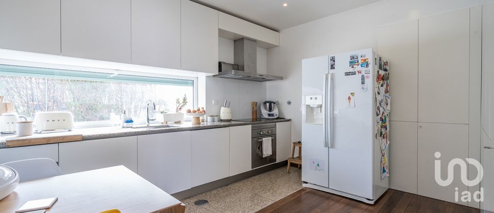 Moradia T4 em Ovar, São João, Arada e São Vicente de Pereira Jusã de 198 m²