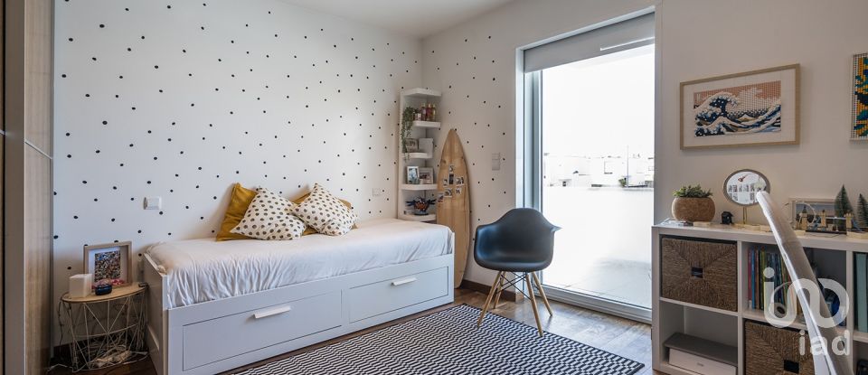 Moradia T4 em Ovar, São João, Arada e São Vicente de Pereira Jusã de 198 m²