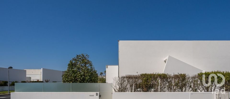 Moradia T4 em Ovar, São João, Arada e São Vicente de Pereira Jusã de 198 m²