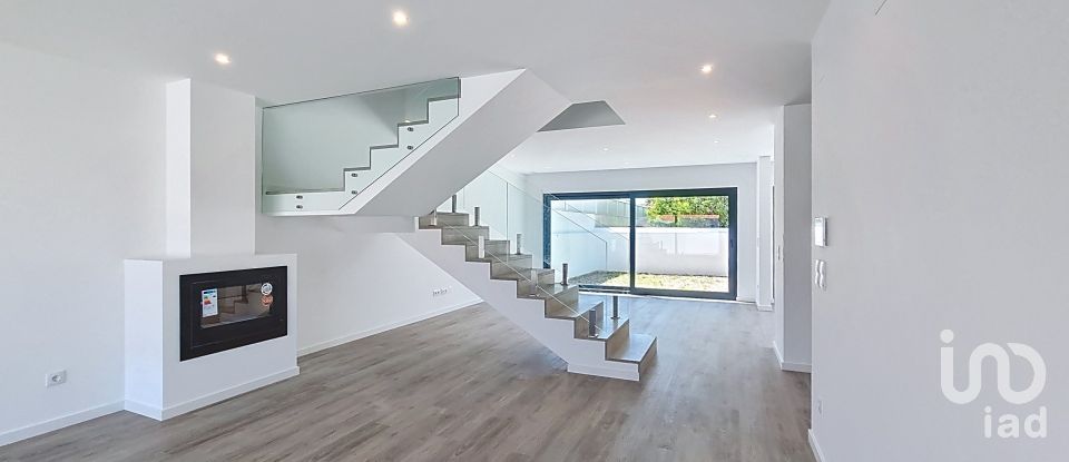 House T4 in Silveira of 207 m²