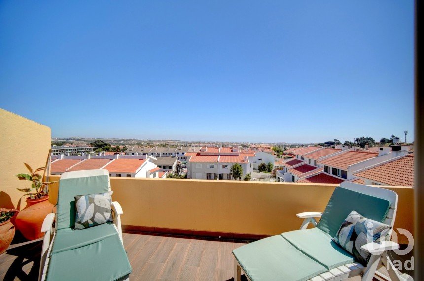 Traditional house T4 in Rio de Mouro of 348 m²