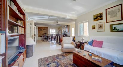 Maison traditionnelle T4 à Rio de Mouro de 348 m²