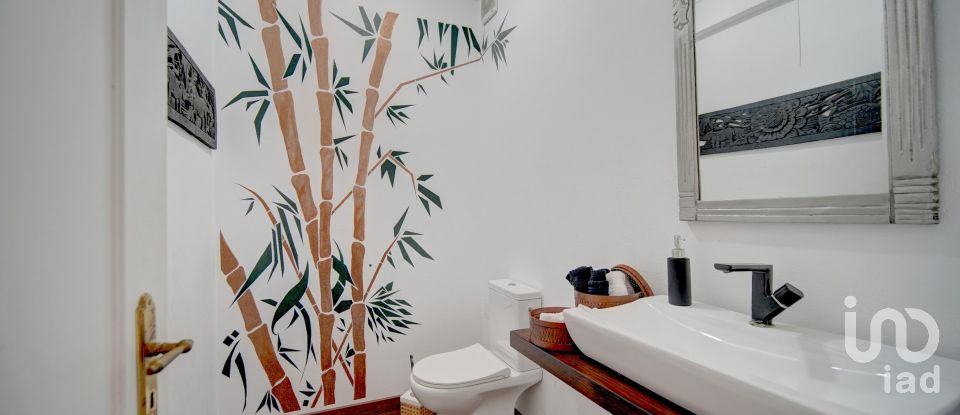 Traditional house T4 in Rio de Mouro of 348 m²