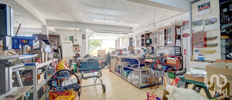 Traditional house T4 in Rio de Mouro of 348 m²