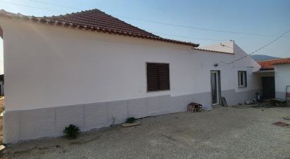 Maison T4 à Abrigada e Cabanas de Torres de 101 m²