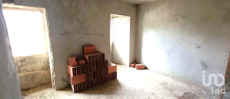 Maison T3 à Bela de 208 m²