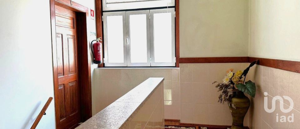 Prédio em Albergaria-a-Velha e Valmaior de 204 m²