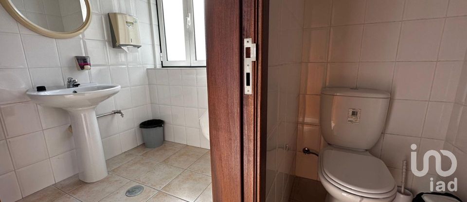 Prédio em Albergaria-a-Velha e Valmaior de 204 m²