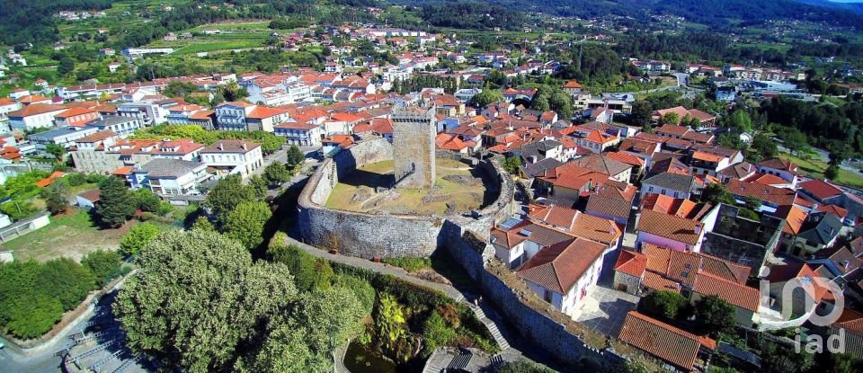 Apartment T4 in Vila e Roussas of 262 m²