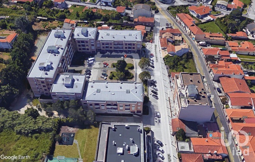 Boutique/Local commercial à Cortegaça de 170 m²