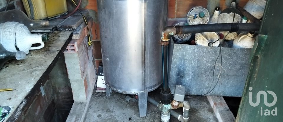 Terrain à bâtir à Pinhal Novo de 2 250 m²