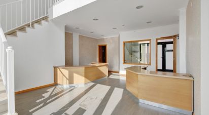 Boutique/Local commercial à Peniche de 127 m²