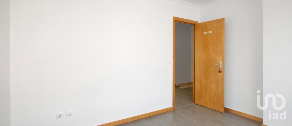 Shop / premises commercial in Peniche of 127 m²