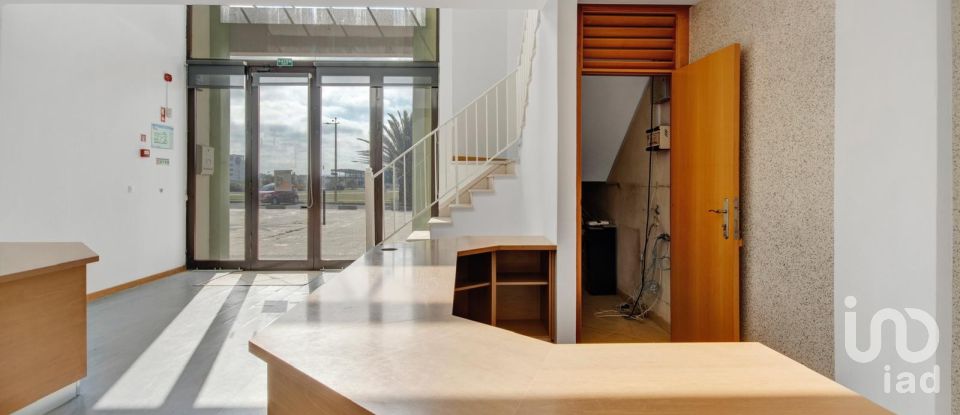 Shop / premises commercial in Peniche of 127 m²