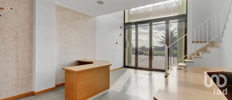 Shop / premises commercial in Peniche of 127 m²