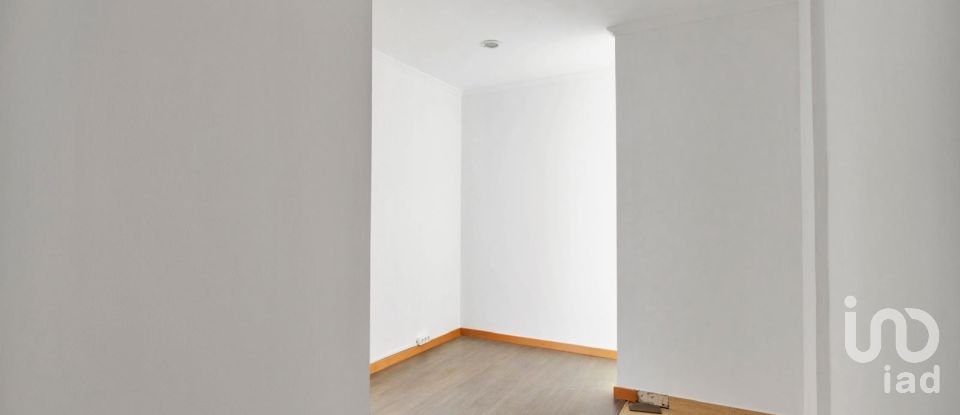 Shop / premises commercial in Peniche of 127 m²