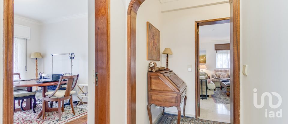 Apartment T3 in Cascais e Estoril of 142 m²