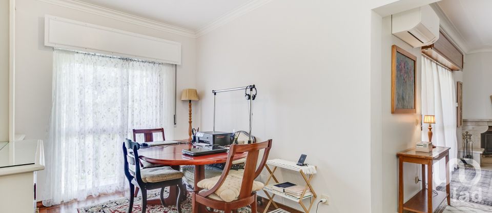 Apartment T3 in Cascais e Estoril of 142 m²