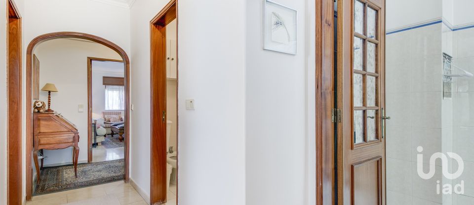 Apartment T3 in Cascais e Estoril of 142 m²