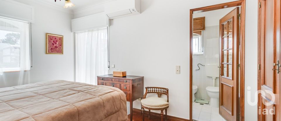 Apartment T3 in Cascais e Estoril of 142 m²