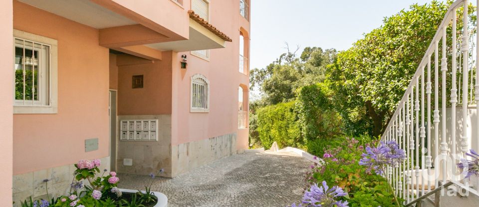 Apartment T3 in Cascais e Estoril of 142 m²