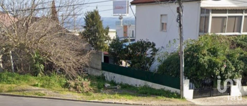 Terreno em Santa Iria de Azoia, São João da Talha e Bobadela de 292 m²