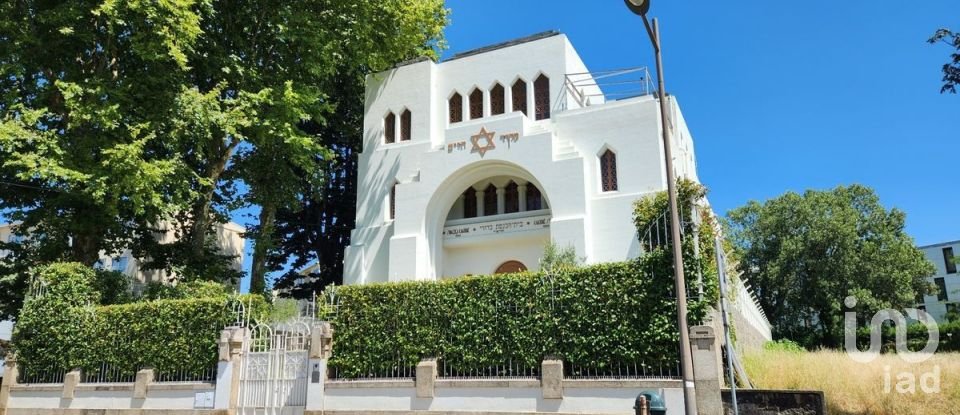 Apartamento T2 em Lordelo Do Ouro E Massarelos de 101 m²