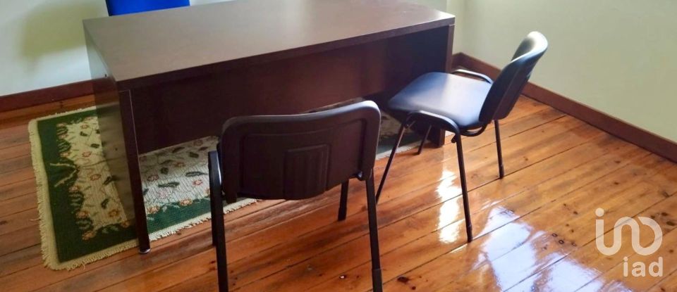 Prédio em Albergaria-a-Velha e Valmaior de 204 m²