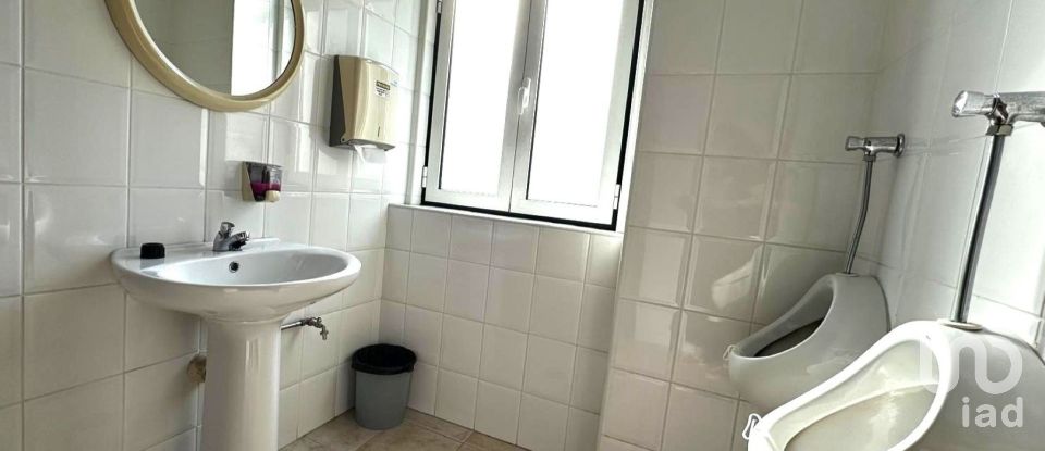 Prédio em Albergaria-a-Velha e Valmaior de 204 m²