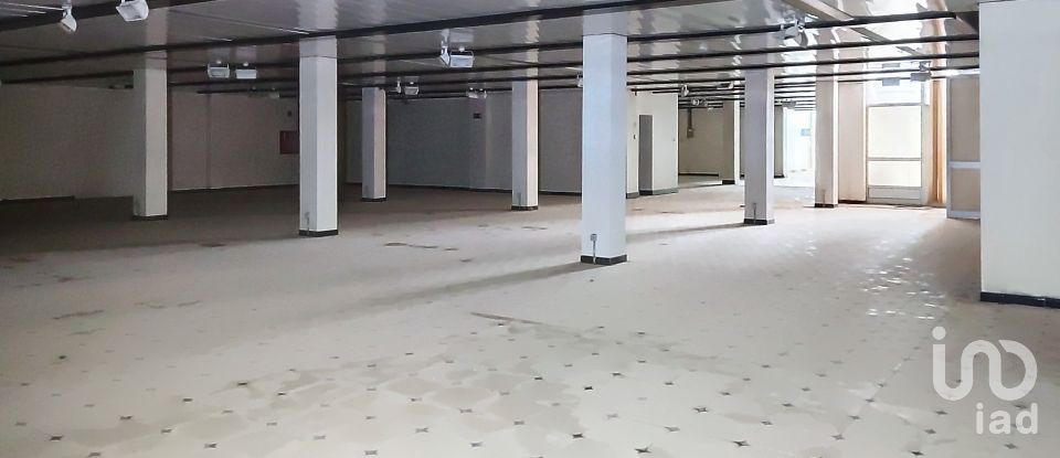 Boutique/Local commercial à Nossa Senhora das Misericórdias de 1 446 m²