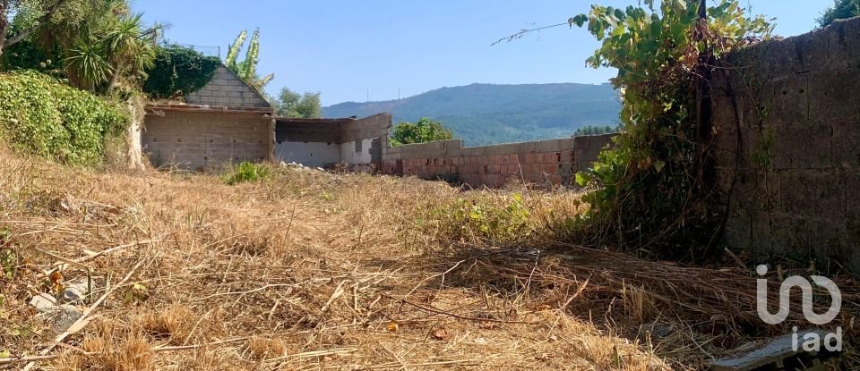 Terreno em Riba de Âncora de 1 480 m²