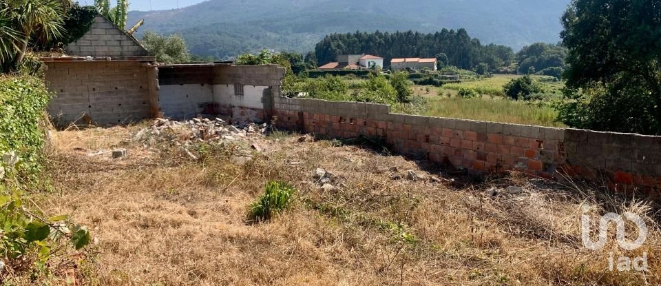 Terreno em Riba de Âncora de 1 480 m²