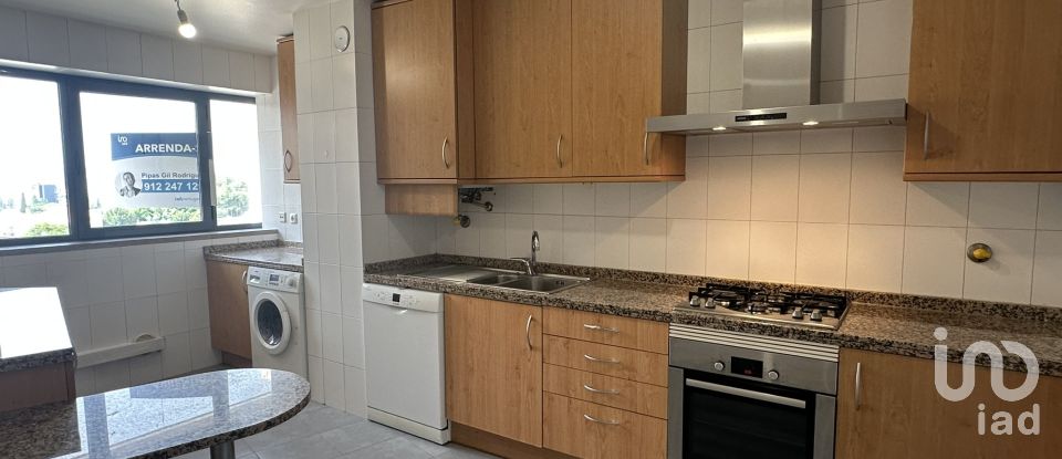 Apartamento T3 em Campolide de 180 m²