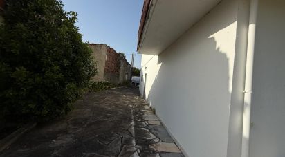 House T3 in Abrã of 231 m²