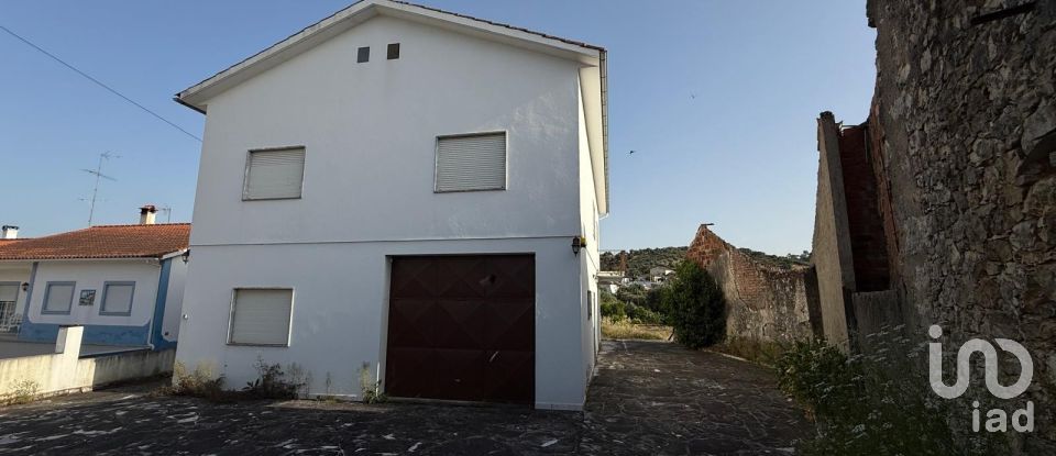 Moradia T3 em Abrã de 231 m²