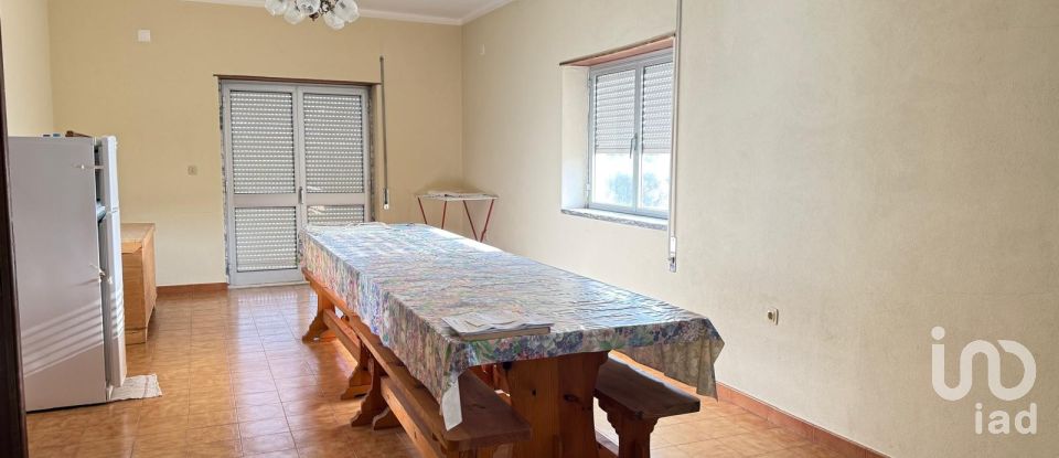 Moradia T3 em Abrã de 231 m²