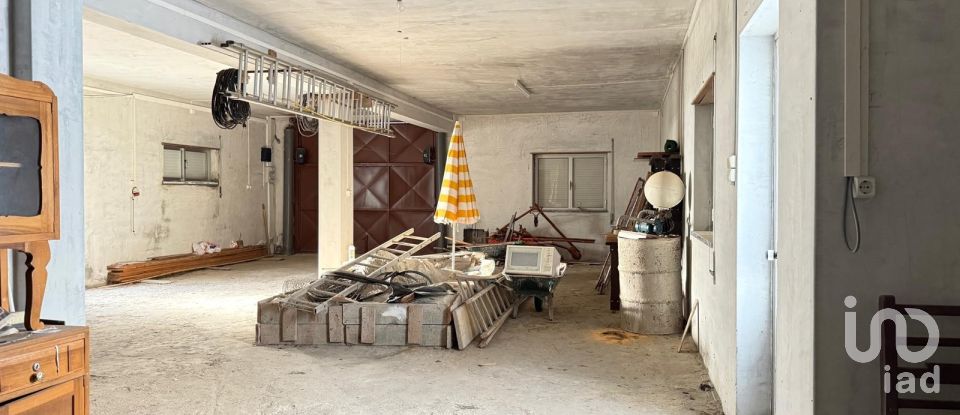 Moradia T3 em Abrã de 231 m²