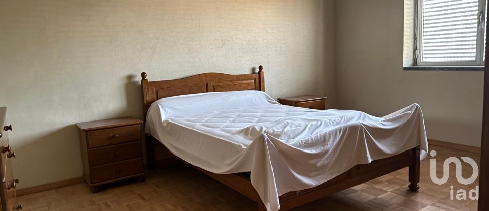 Moradia T3 em Abrã de 231 m²