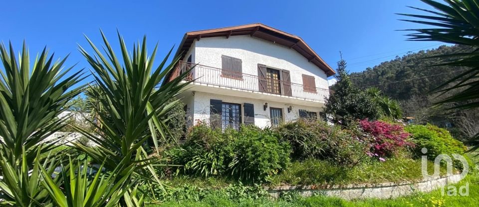 Moradia T5 em Vila Nova De Cerveira E Lovelhe de 268 m²