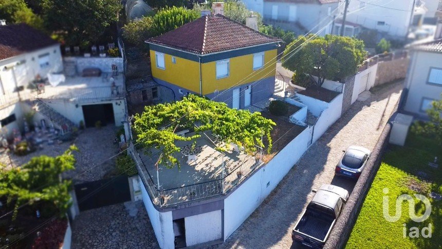 Moradia T3 em Santa Marta de Portuzelo de 160 m²