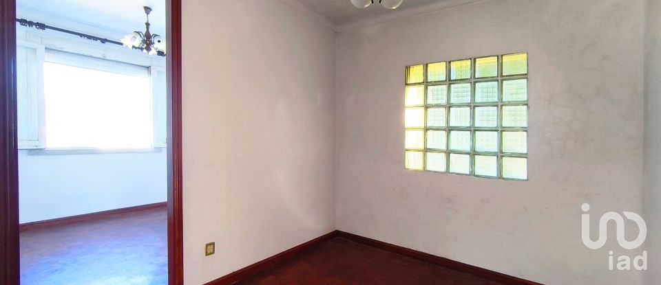 Moradia T3 em Santa Marta de Portuzelo de 160 m²
