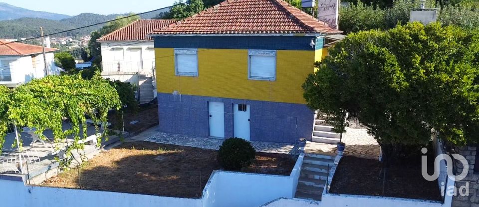 Moradia T3 em Santa Marta de Portuzelo de 160 m²